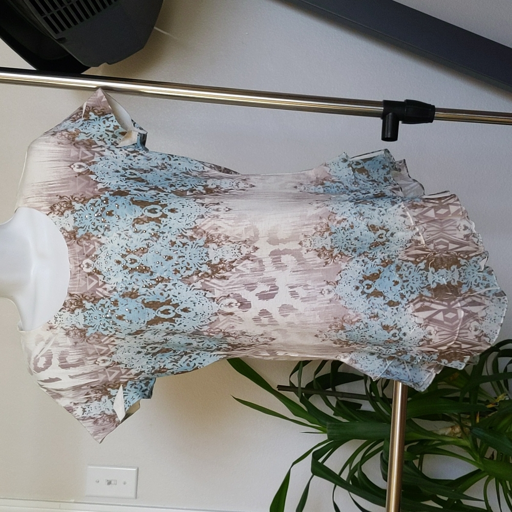 Cute top!